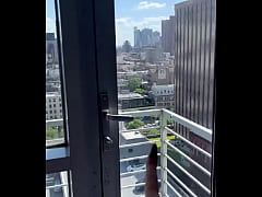 Play MP4 - - &num;198