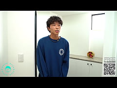 Play MP4 - Japanese Threesome Kissing Before Anal Sex