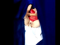 Play MP4 - Video Casero REAL &iexcl;Mi vecina CULONA Juega con su exquisito CO&Ntilde;O y casi me descubre&excl; &iexcl;Tuve que aguantar las ganas de Partirle la concha de una y VENIRME EN ELLA JODER&excl;&excl;&excl;