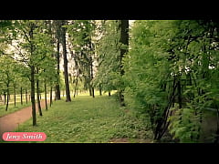 Play MP4 - Jeny Smith wearing MyMokondo strap bondage in old park