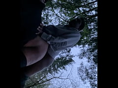 Play MP4 - Sexy BBW creampied on a late night walk