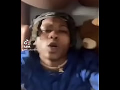 Play MP4 - Jada see twerking her big booty on my head