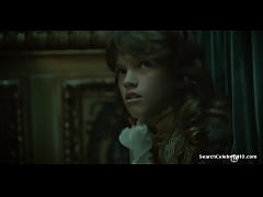 Play MP4 - Valerie Thoumire Versailles S01E03 2015