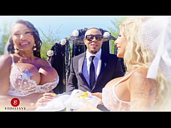 Play MP4 - Ava and Kitana's Threesome Wedding