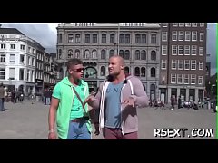 Play MP4 - Horny chick gives hot oral sex