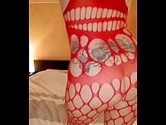 Play MP4 - Un petit aper&ccedil;u de ma vid&eacute;o hot de la semaine 6 Bonne soir&eacute;e mes coquins &period;&period;&period;