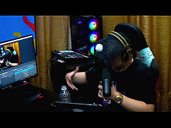 Play MP4 - O Ruan se apaixonou nas convidadas&comma; com certeza estava de pau duro vendo os peitinhos delas&excl; - Emy Tatuada & Tifany Rocha Podcast P&aacute;pum no Barraco&excl;