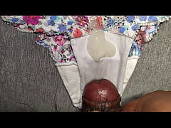 Play MP4 - Me vine en el cachetero floriado de mi mejor amiga