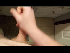 Play MP4 - Me jacking off