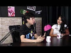 Play MP4 - Toca mais siririca e punheta&comma; gosta da putaria&comma; &eacute; ninfoman&iacute;aca e n&atilde;o &eacute; de fazer muito sexo anal - DJ Rafa Loira e Mateus Hwang &lpar;SHEER&sol;RED&rpar;