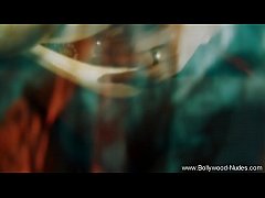 Play MP4 - High On The Indian Lifestyle