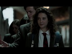 Play MP4 - la casa de papel 1x1