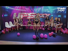 Play MP4 - Parte2&period; Modelos da California tv fazendo garganta profunda e brincando de tapa na bund