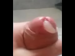 Play MP4 - Branlette et &eacute;jaculation 3