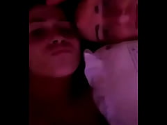 Play MP4 - Dos amiguitas sexys