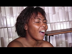 Play MP4 - Yaound&eacute; eat fire&period; On live on Xvideos&period;com