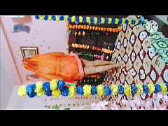 Play MP4 - बुआ ने सिखाया की सुहागरात कैसे मनाई जाये