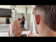 Play MP4 - Amigo chamou pra treinar na casa dele&comma; mas o cunhado dele estava l&aacute; e queria era dar pra n&oacute;s dois&period; - Free