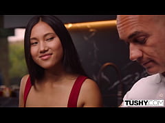 Play MP4 - TUSHY Petite hottie May gets her anal cravings satisfied