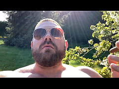 Play MP4 - Smoking my cigar outside