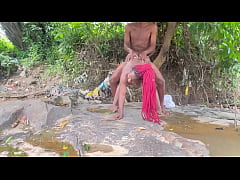 Play MP4 - SEX IN THE RIVER