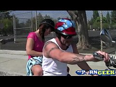 Play MP4 - Going on a bike ride with Elizabeth