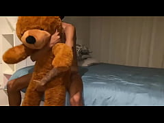 Play MP4 - Eating the teddy bear I got as a gift