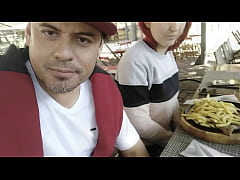 Play MP4 - No almo&ccedil;o no centro de porto alegre conheci uma mo&ccedil;a e a convidei para um sexo