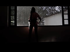 Play MP4 - Mature Seductress in Lingerie Gets a Private Massage