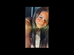 Play MP4 - young married woman loses phone and leaks videos of her with her husband and her husband's friends