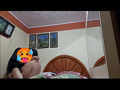 Play MP4 - esposo me ofrece como una puta a su amigo maduro gordito por una ayuda econ&oacute;mica