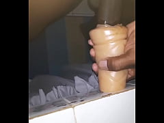 Play MP4 - Jerking off S2 E1