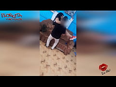 Play MP4 - me dio calambre en las piernas &comma; y mi t&iacute;o ma&ntilde;oso me mete mano y todo lo dem&aacute;s