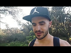 Play MP4 - Walking naked on a cruise through a place called Casa de Campo in Madrid