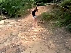 Play MP4 - Millie Acera Twerking my ass to don't stop