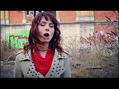 Play MP4 - Ariel Rebel - Up Close