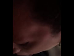 Play MP4 - Travesti Alexandra Martinelly  chupando pau do Negao