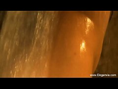 Play MP4 - Exotic Indian MILF Seduction