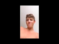 Play MP4 - 18 yo amazing creampie