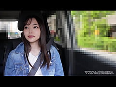 Play MP4 - 『完全顔出し』乃木坂クラスの抜群の透明感の超絶美人登場！！福祉関係を学