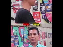 Play MP4 - &iquest;Qu&eacute; sube pero nunca bajara&quest; &num;dolar &num;elchicletv &num;ganardinero &num;atrevidoypegajoso &num;carnavales &num;chiclenoticias &num;responde