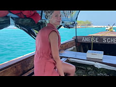 Play MP4 - Couple's summer holiday trip full of hot sex adventures