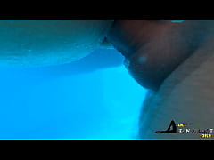 Play MP4 - UN BUEN POLVO BAJO EL AGUA