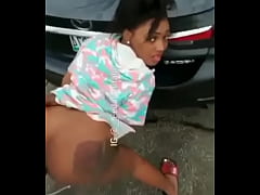 Play MP4 - Outdoor banging