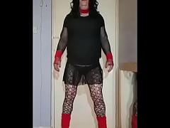 Play MP4 - as a crossdressing sissy and you give me the chance i will please you how ever you want