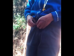 Play MP4 - chico de colegio se masturba  con lenceria de mujer