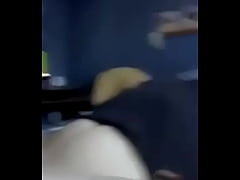 Play MP4 - Mi amigo le chupa la concha a Sole