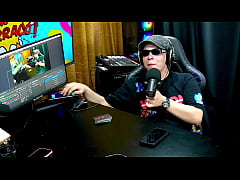 Play MP4 - A Novinha mostrou a buceta no meio do Podcast&comma; tava molhadinha&comma; o Barraco pegou fogo&excl; - P&aacute;pum no Barraco&excl;