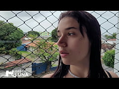 Play MP4 - Esposa Novinha e Gostosa Ficou com a Bucetinha Babando de Tes&atilde;o&excl;