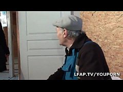 Play MP4 - YouPorn - Mature francaise paye avec son corps